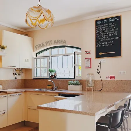 Digital Nomad Retreat, 6 Min To & Ac 別荘 *